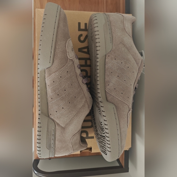 Adidas Yeezy Powerphase, simple brown, size 11 - Picture 5 of 10